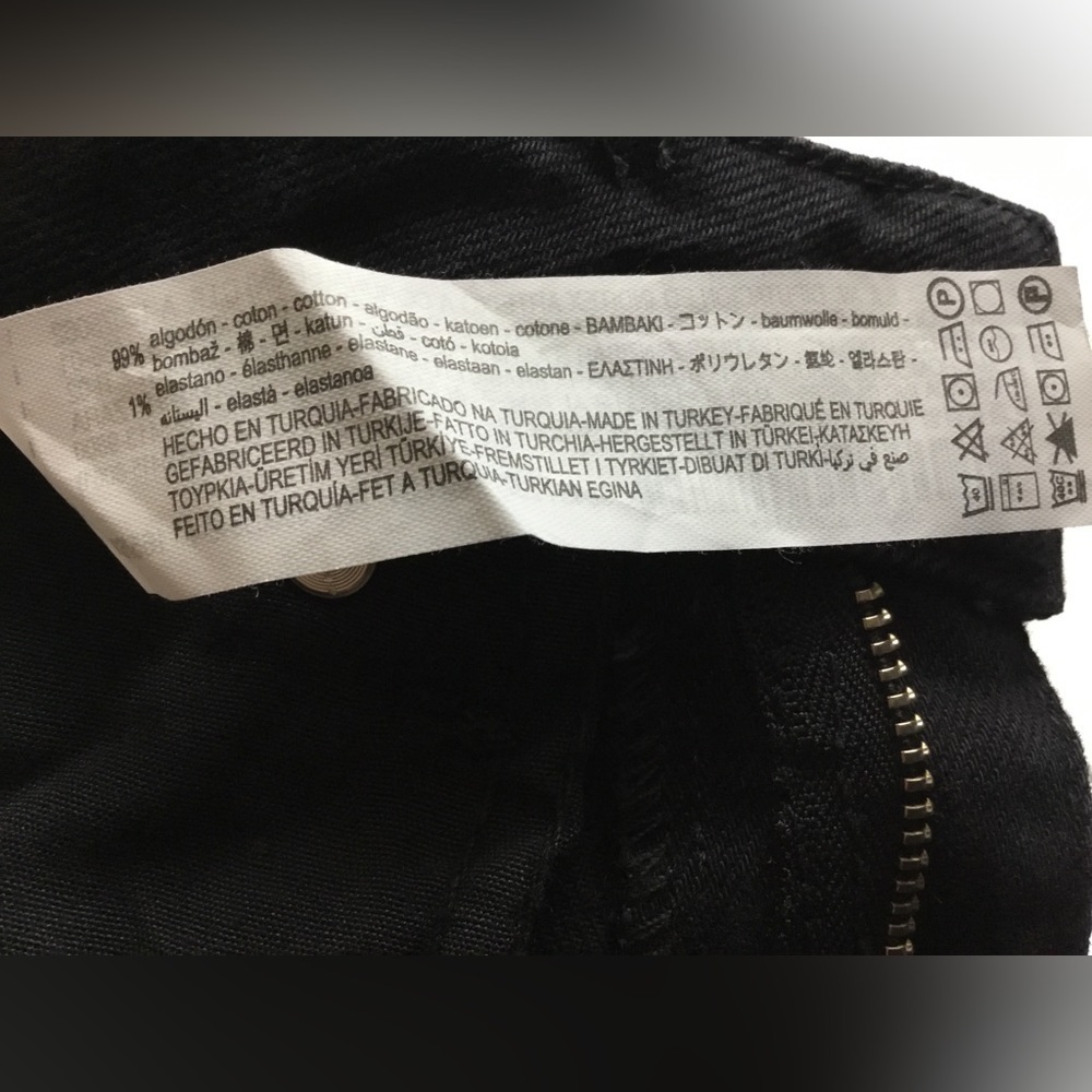 NWT ZARA High Rise Ankle Length Black Jeans. Size 2 - Picture 9 of 9